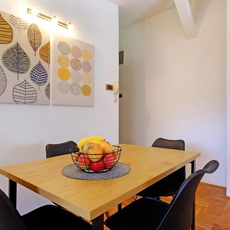 Red Tree Apartment Belgrade Extérieur photo