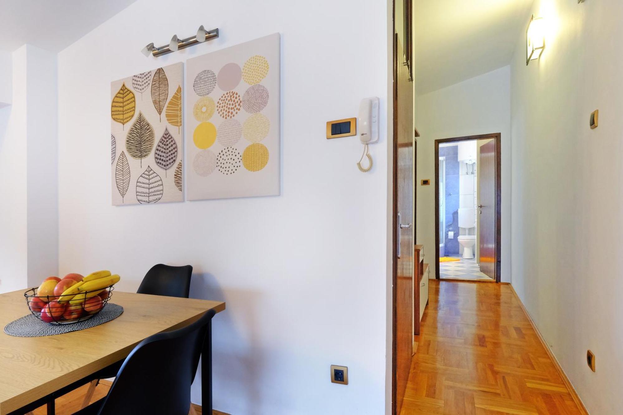 Red Tree Apartment Belgrade Extérieur photo